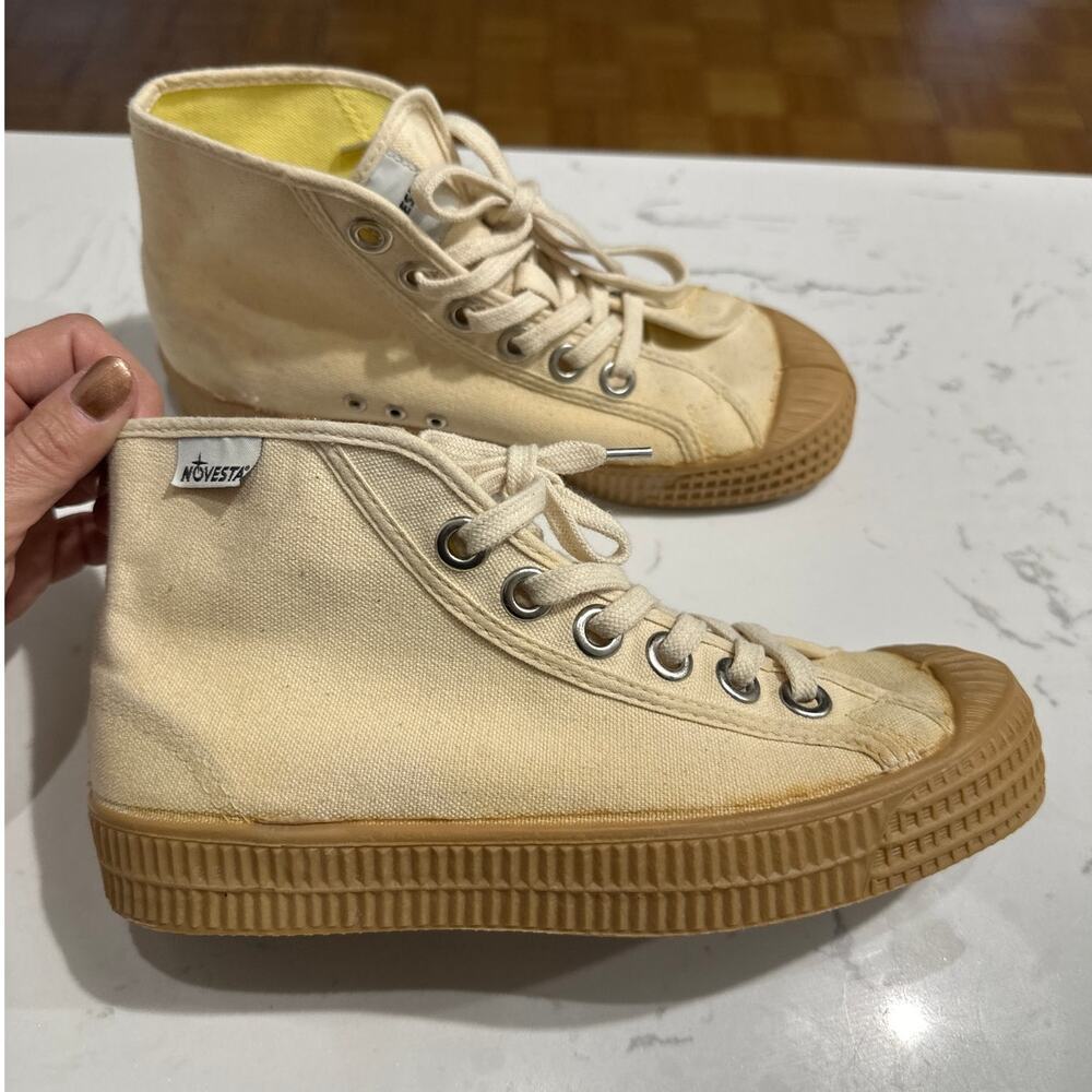 Novesta Star Dribble High Top Cream and Gum Sole Sneaker, EU 37, Size US 7, NWOT